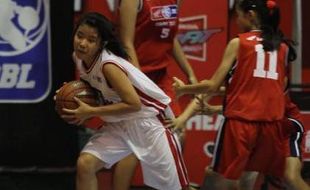 DBL CENTRAL JAVA SERIES 2013 : Bungkam Regpac Solo, Theresiana Lanjutkan Tradisi 