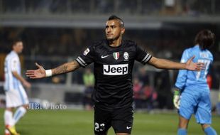 TRANSFER PEMAIN : Vidal Perbarui Kontrak September Ini