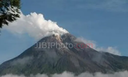 SIAGA GUNUNG IJEN : Asal Solfatara Membumbung 200 Meter