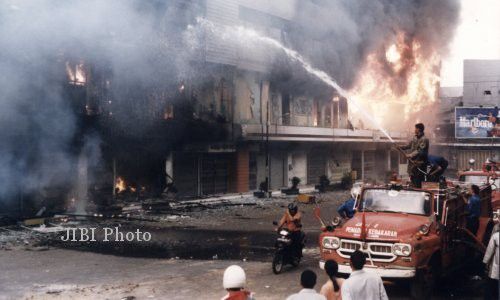 Bikin Trenyuh, Kisah Tokoh Tionghoa Solo Selamat dari Kerusuhan 14-15 Mei 1998