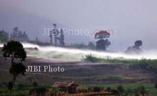 UPDATE SIAGA DIENG : Ratusan Rumah Rusak Akibat Gempa Dieng 