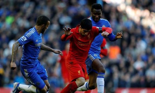 LIVERPOOL Vs CHELSEA : Gol Telat Suarez Buyarkan Kemenangan Chelsea