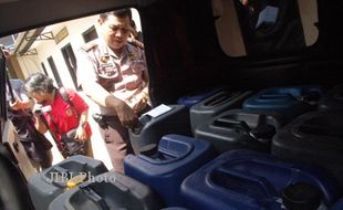 SITA CIU : Polres Sukoharjo Sita 1.980 Liter Ciu