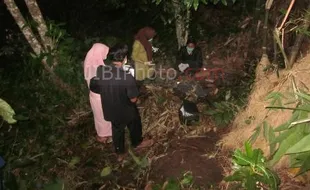 SISWI DITEMUKAN TERBAKAR : Polisi Tangkap 5 Pelaku dan Buru 4 Orang