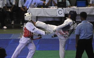 KEJURNAS TAEKWONDO : Solo Raih Juara Umum III