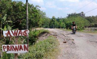 JALAN RUSAK SRAGEN : Perbaikan Jalan Bumi Sukowati Butuh Rp400 Miliar