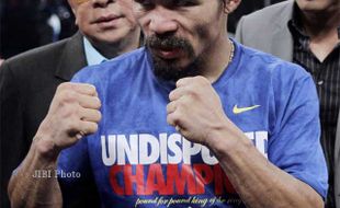 TINJU DUNIA : Tunda Pensiun, Manny Pacquaio Vs Amir Khan Digelar Tahun Depan