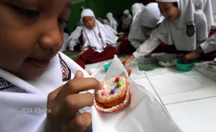 HIAS ROTI MANGKOK