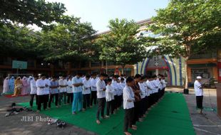 GERHANA MATAHARI : Muhammadiyah Instruksikan Salat Gerhana, Ini Lokasinya di Kota Semarang...