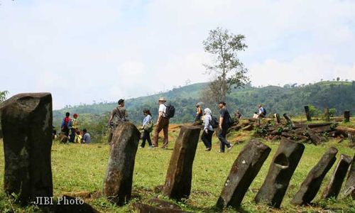 SITUS GUNUNG PADANG : Hasil Penelitian Gunung Padang Dipublikasikan