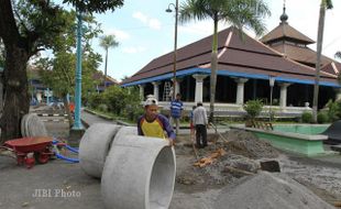 SUMUR RESAPAN : Pemkot Bangun 7 Sumur Resapan di Masjid Agung