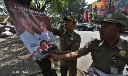 PELANGGARAN KAMPANYE : Satpol PP Solo: Somasi Parpol Solo Salah Alamat