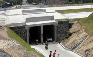 TOL SOLO-KERTOSONO : Pemdes Krikilan Tagih Dana Ganti Rugi Rp3,5 Miliar