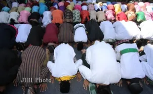 SUJUD SYUKUR