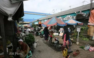 KONDISI PASAR PALUR MEMPRIHATINKAN