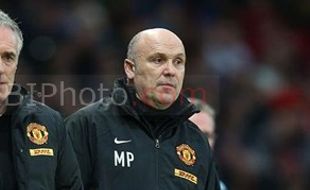 Moyes Datang, Phelan Hengkang