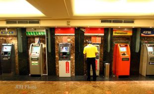 PEMBOBOLAN ATM : Bareskrim Boyong Warga Bulgaria Pembobol ATM dari Bosnia