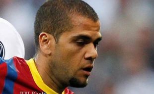 Dani Alves Buka Pintu ke Prancis