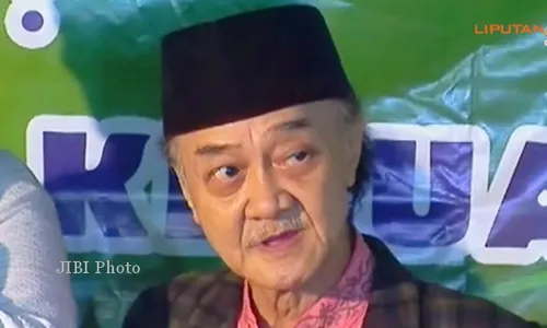 HEBOH EYANG SUBUR : 3 Istri Dilepaskan, Masih Tinggal Serumah