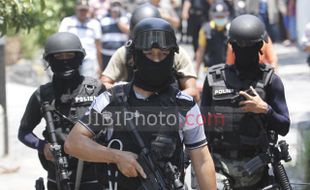 TERORIS BANDUNG : 1 Pistol, 8 Peluru Disita Polisi dari Teroris Batang  