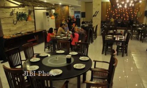 Bea Masuk Impor Naik, Bisnis Restoran Melambat