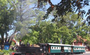 WISATA SOLO : Banggar Tolak Lokomotif Baru Sepur Kluthuk Jaladara