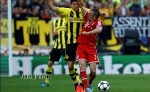 BORUSSIA DORTMUND Vs BAYERN MUNICH : Sama Kuat, Dortmund-Bayern Masih Nihil Gol 0-0