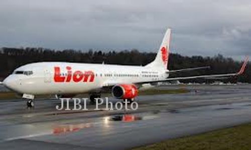 DAMPAK PELANGGARAN AIRASIA : 7 Rute Dibekukan, Lion Air Siap Patuh