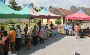 Tiap Jumat Ada Pasar Tenda Lho di Kantor Dinas TPH Gunungkidul