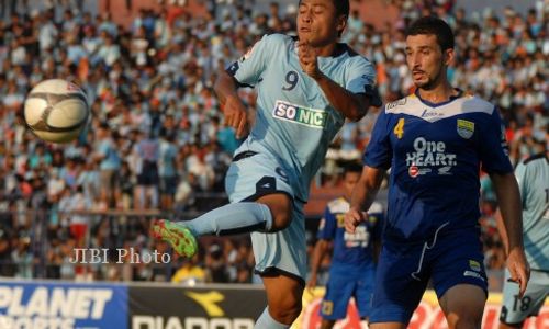 ISL 2013 : Taklukan Persela 1-3, Persib Naik ke Posisi Dua