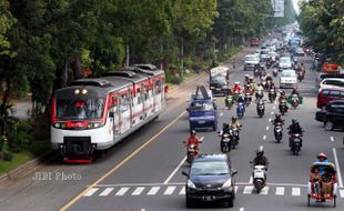 TRANSPORTASI SOLO :Tarif  Railbus Batara Kresna Solo-Wonogiri Rp4.000