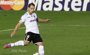 Spurs Incar Damiao dan Soldado