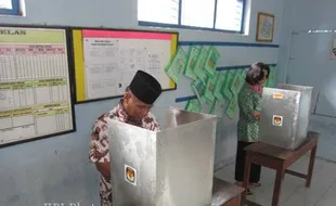   PILGUB JAWA TENGAH : Wabup Boyolali Nyoblos, Muspida Pantau TPS