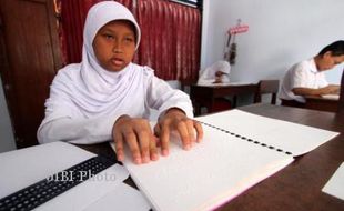 PENGUMUMAN UN : 35 Siswa Difabel Akhirnya Dinyatakan Lulus