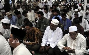 ULANG TAHUN SOEHARTO : Selawat Diikuti 30.000 Orang, PKL Diberi Lokasi Khusus