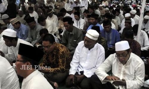 ULANG TAHUN SOEHARTO : Selawat Diikuti 30.000 Orang, PKL Diberi Lokasi Khusus