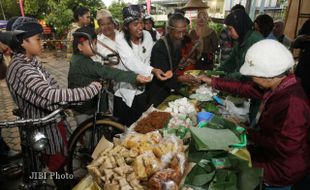 PASAR KANGEN JOGJA : Hadirkan Batu Akik dalam Nuansa Tempo Dulu