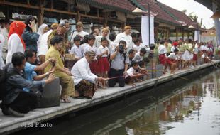 MEMANCING BERSAMA