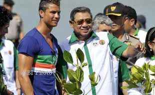 RONALDO TANAM BAKAU