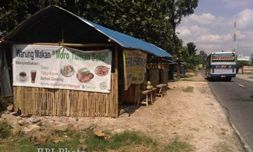 Warung Liar Menjamur, Pemdes Soko Kewalahan 