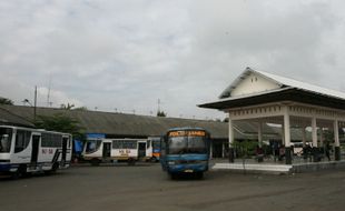 TERMINAL PALUR LUMPUH : Jumlah Bus & Penumpang Terus Merosot