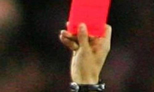 Beri Kartu Merah ke Pemain, Wasit Asal Jogja Ini Dihadiahi Bogem Mentah 