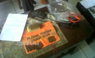 PENEMUAN PELURU : Pemilik Lahan & Bangunan Pensiunan TNI