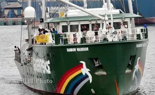 Greenpeace Muhibah ke Indonesia, SBY Kunjungi Rainbow Warrior III