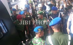 KASUS CEBONGAN : Ormas Dilarang Hadir di Ruang Sidang Kopassus