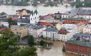 BANJIR EROPA : Pabrik Volkswagen dan Porsche Tutup