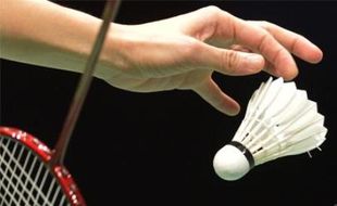 INDONESIA OPEN 2013: Injak Raket, Pemain China Dapat Kartu Kuning