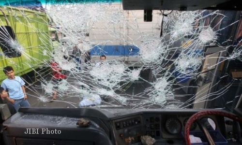 BUS KORBAN PERSIB VS PERSIJA 