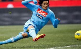 TRANSFER PEMAIN : Cavani Pilih Madrid atau City