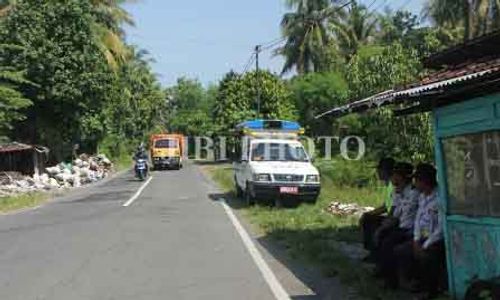 Truk Pasir Berpotensi Rusak Jalan di Kulonprogo